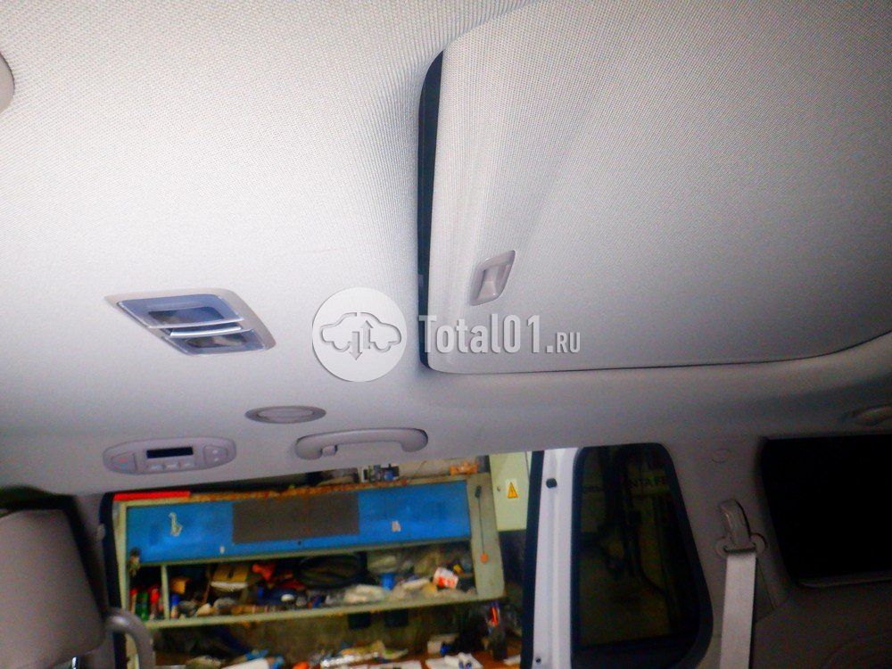 Фото KIA Carnival 104