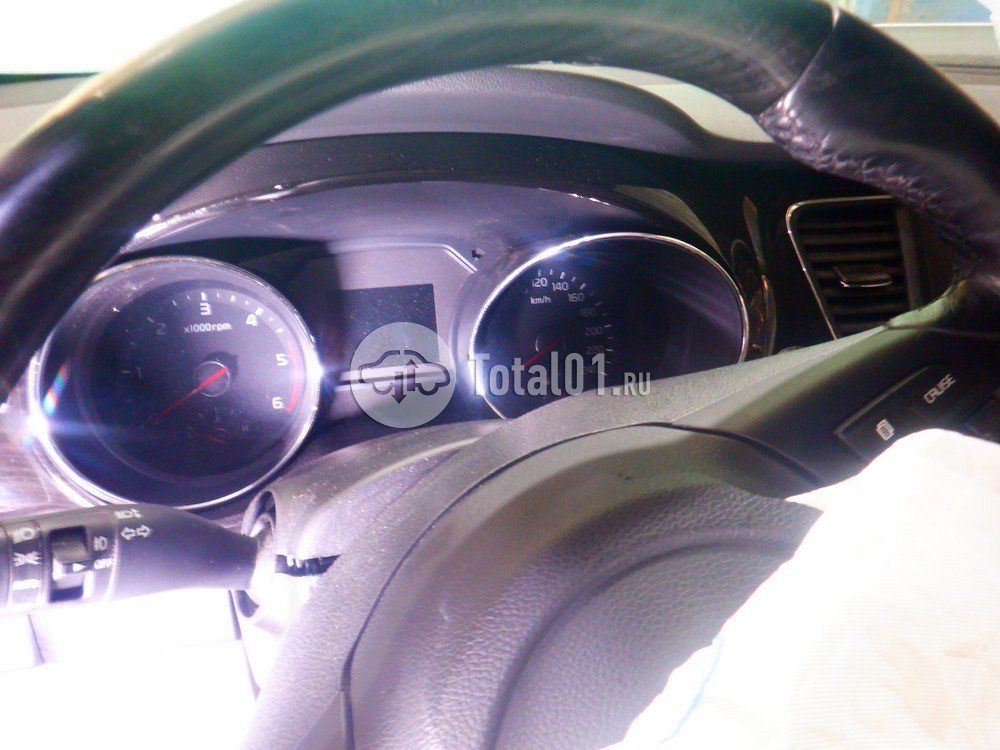 Фото KIA Carnival 112