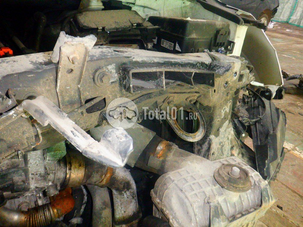 Фото KIA Carnival 150