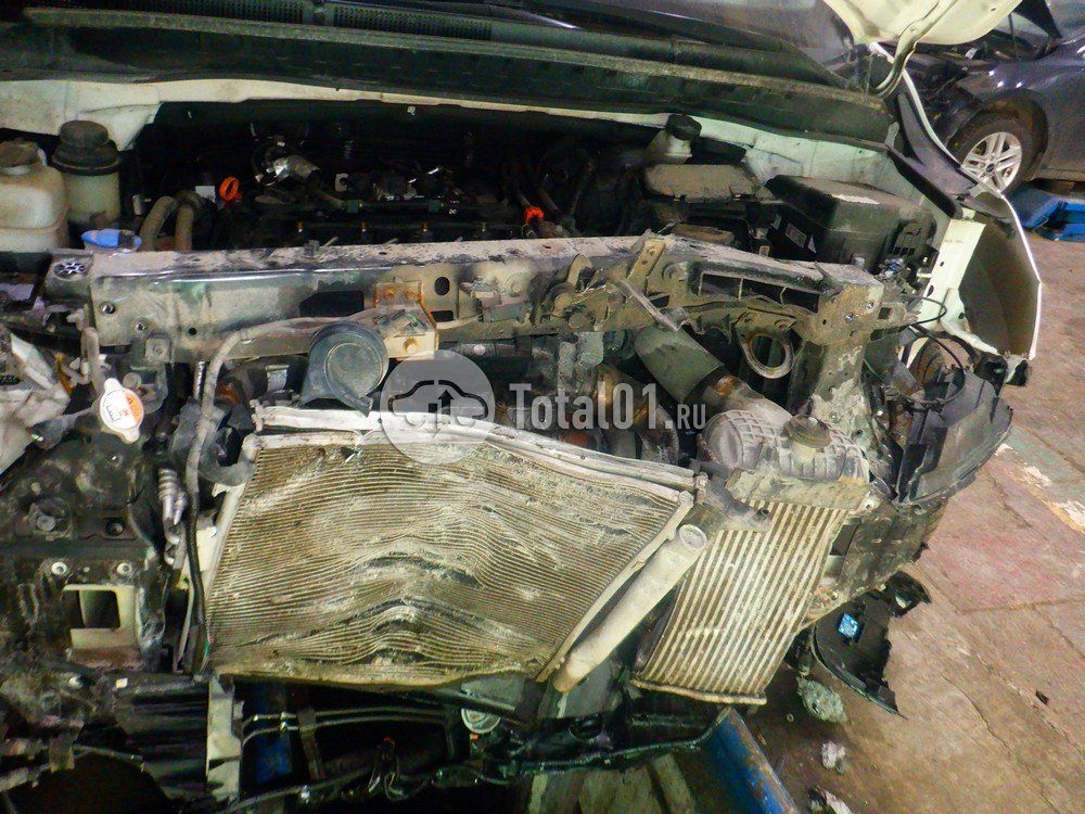 Фото KIA Carnival 152