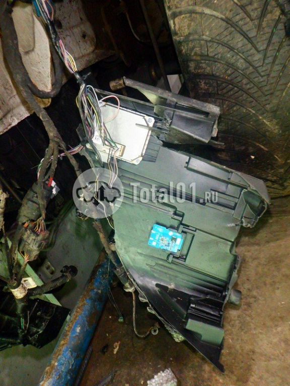 Фото KIA Carnival 174