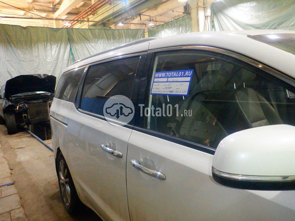 Фото KIA Carnival 206