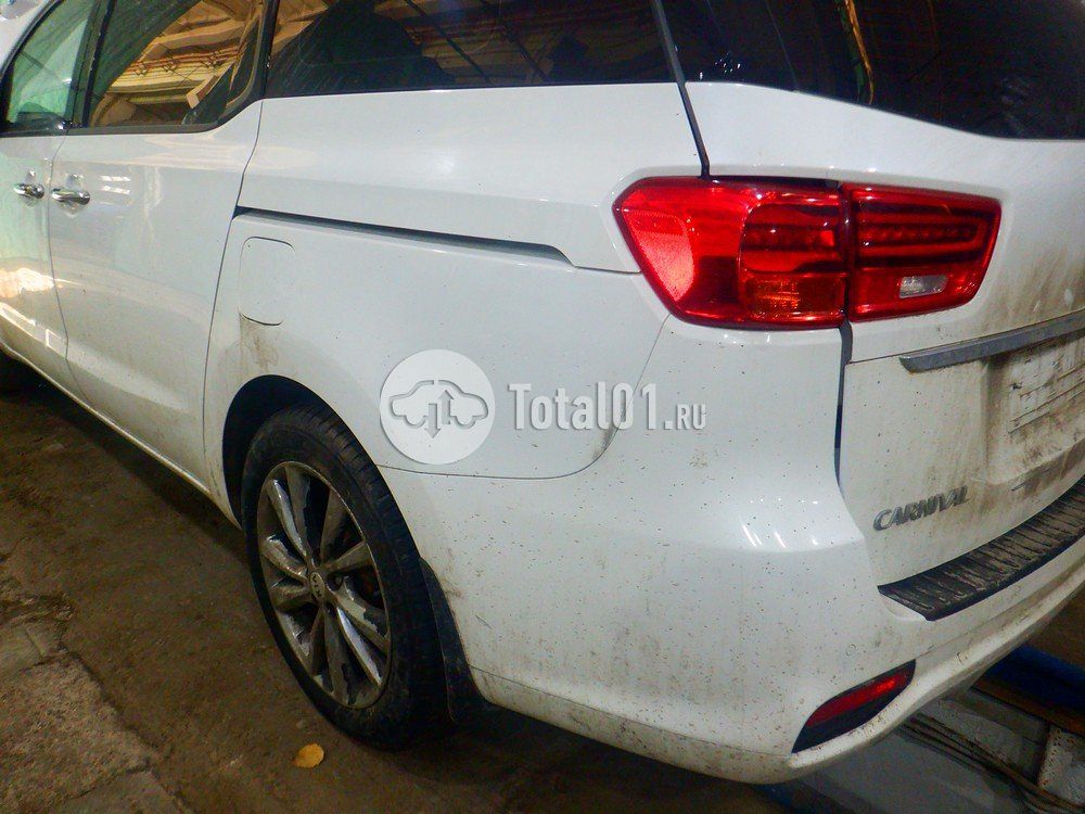 Фото KIA Carnival 254