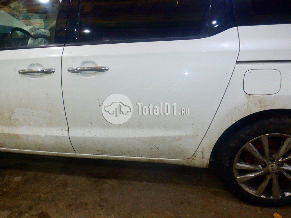 Фото KIA Carnival 270