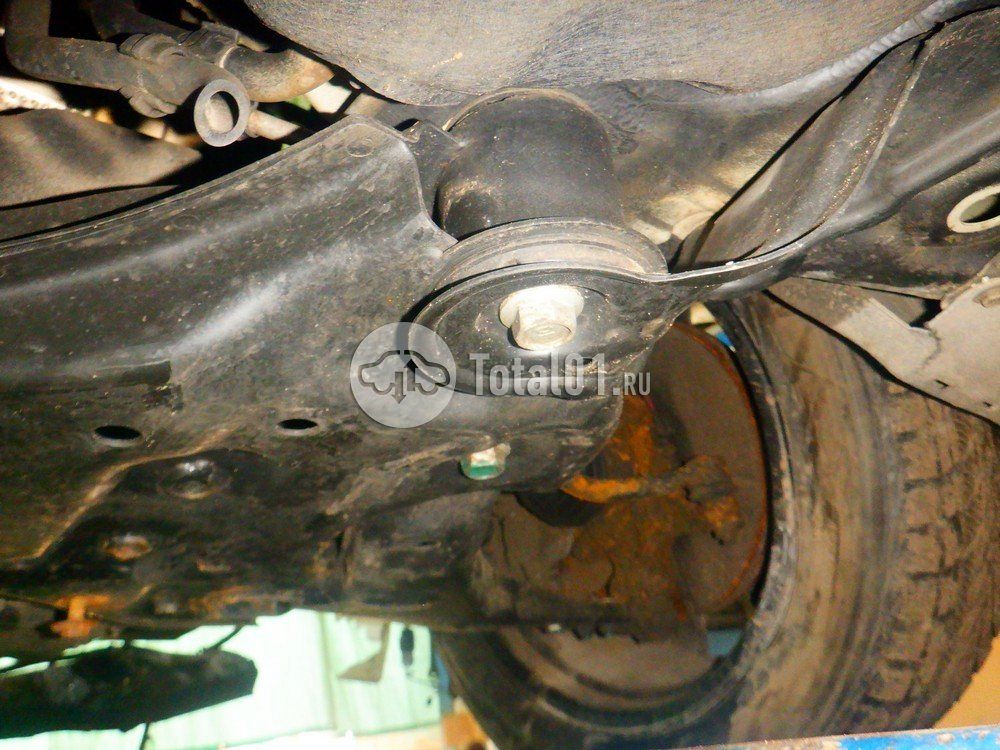 Фото KIA Carnival 342