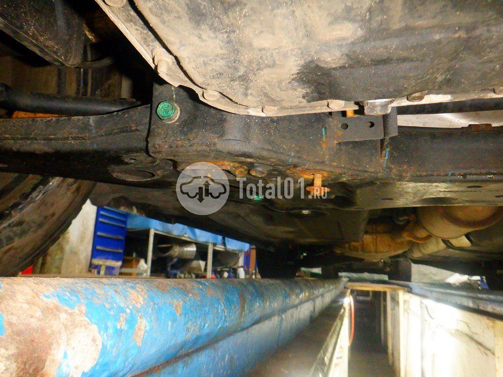 Фото KIA Carnival 360