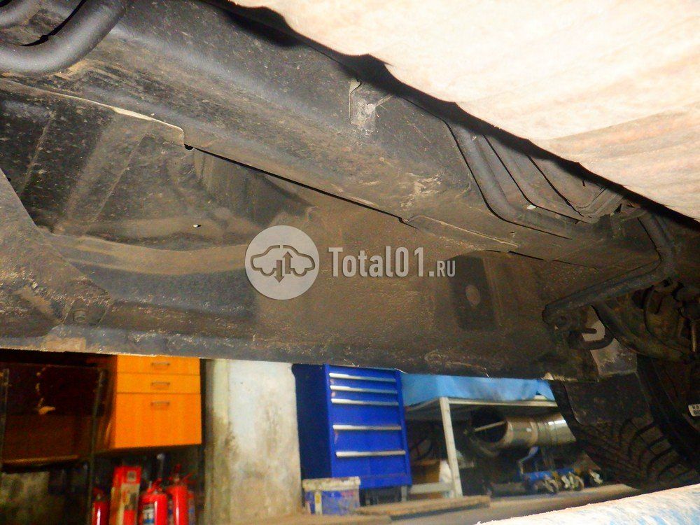 Фото KIA Carnival 380