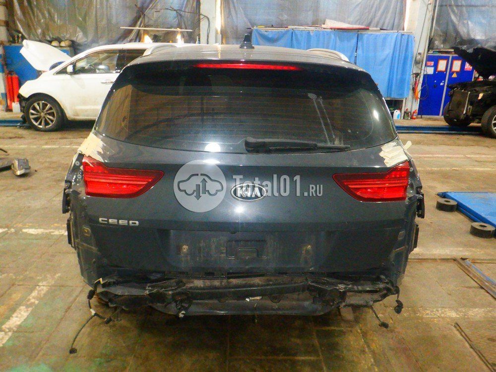 Фото KIA cee\'d 12