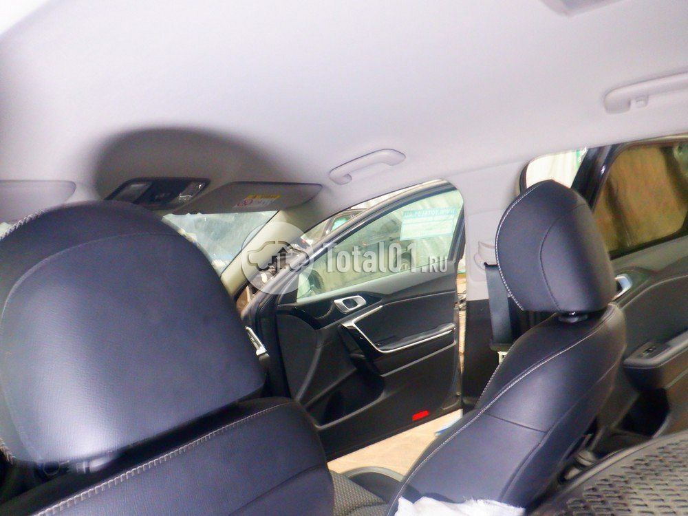 Фото KIA cee\'d 156