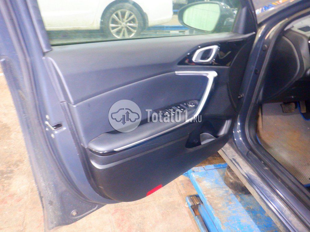 Фото KIA cee\'d 158