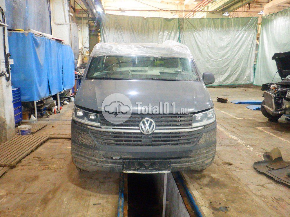 Фото Volkswagen Transporter 4