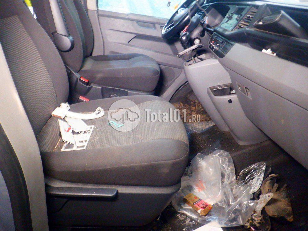 Фото Volkswagen Transporter 34