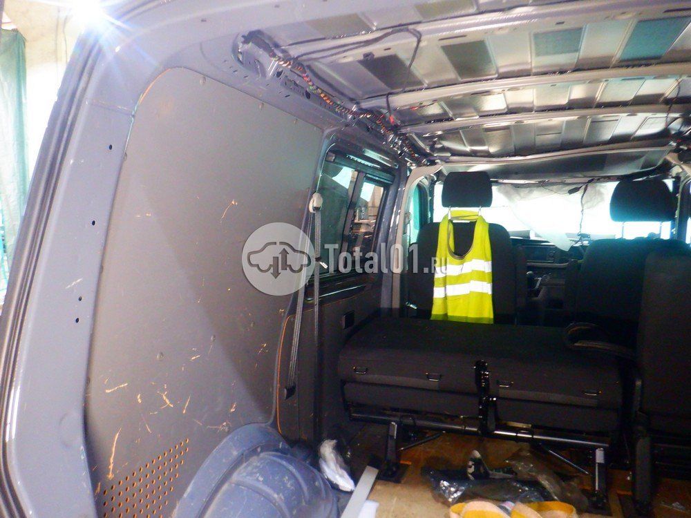 Фото Volkswagen Transporter 70