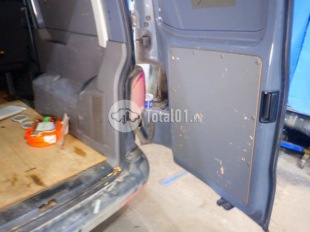 Фото Volkswagen Transporter 78