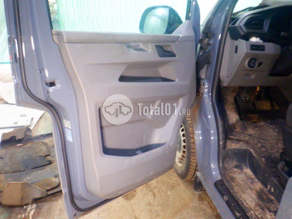 Фото Volkswagen Transporter 84