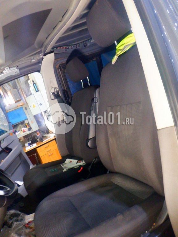 Фото Volkswagen Transporter 90