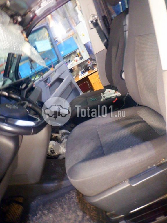 Фото Volkswagen Transporter 92