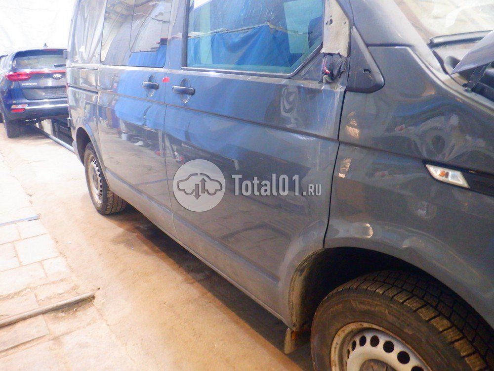 Фото Volkswagen Transporter 162