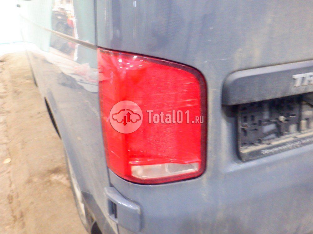 Фото Volkswagen Transporter 200