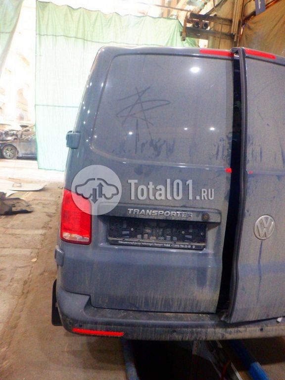 Фото Volkswagen Transporter 204
