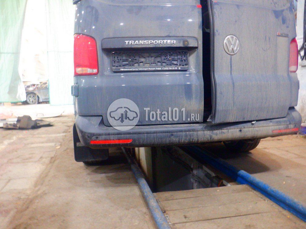 Фото Volkswagen Transporter 208
