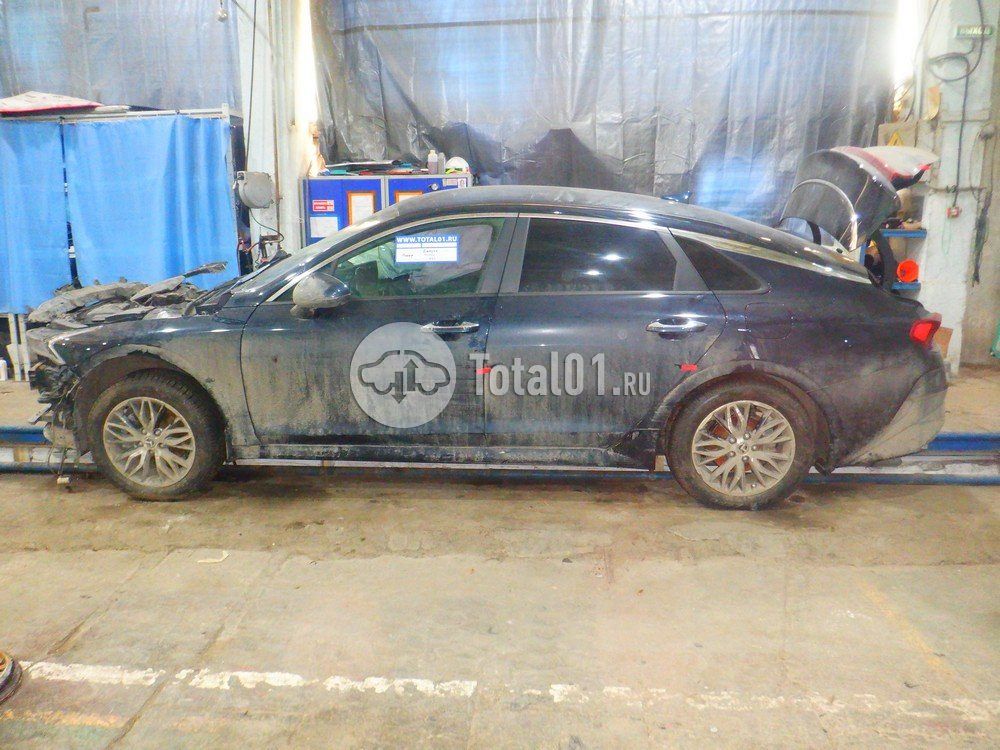 Фото KIA K5 8