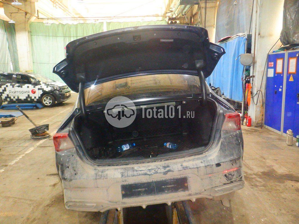 Фото KIA K5 12