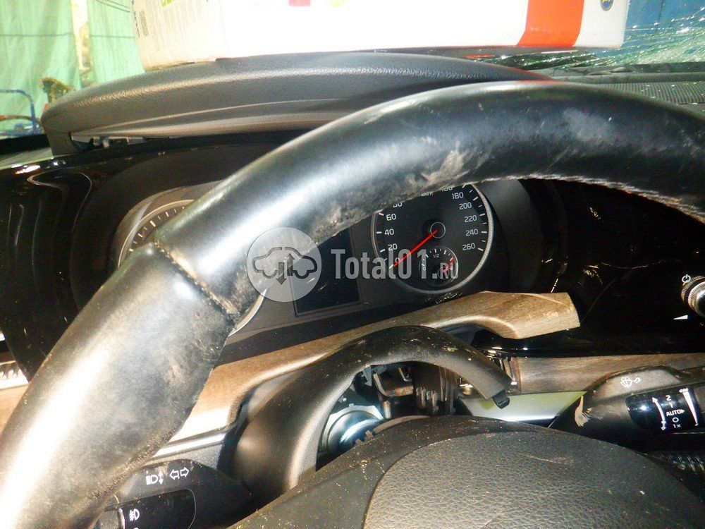 Фото KIA K5 46