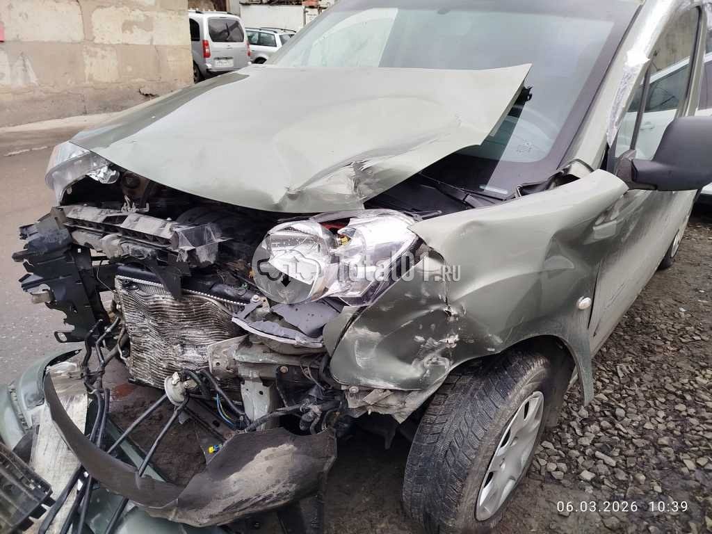 Фото Peugeot Partner 32