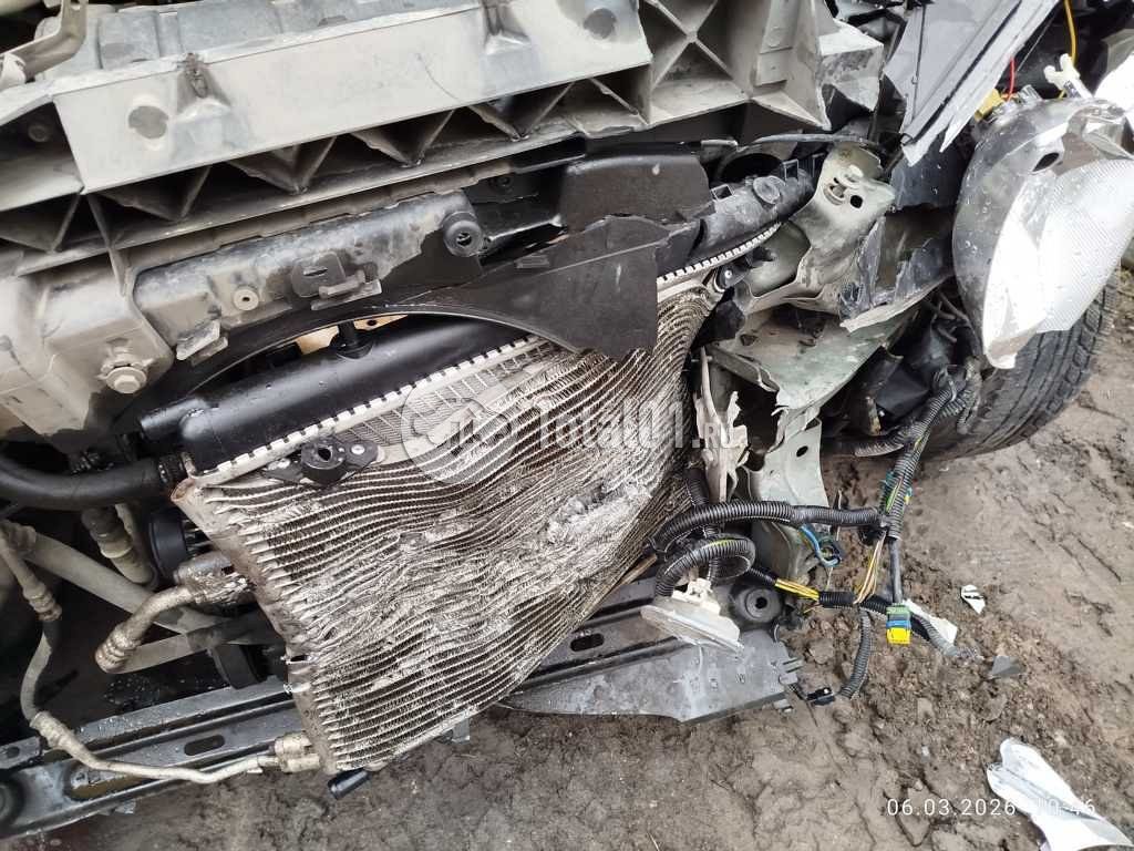 Фото Peugeot Partner 60