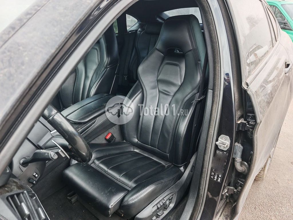 Фото BMW X6 M 82