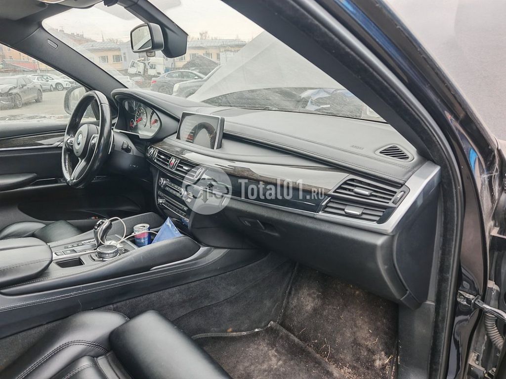 Фото BMW X6 M 144