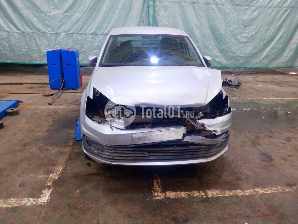 Фото Volkswagen Polo 4