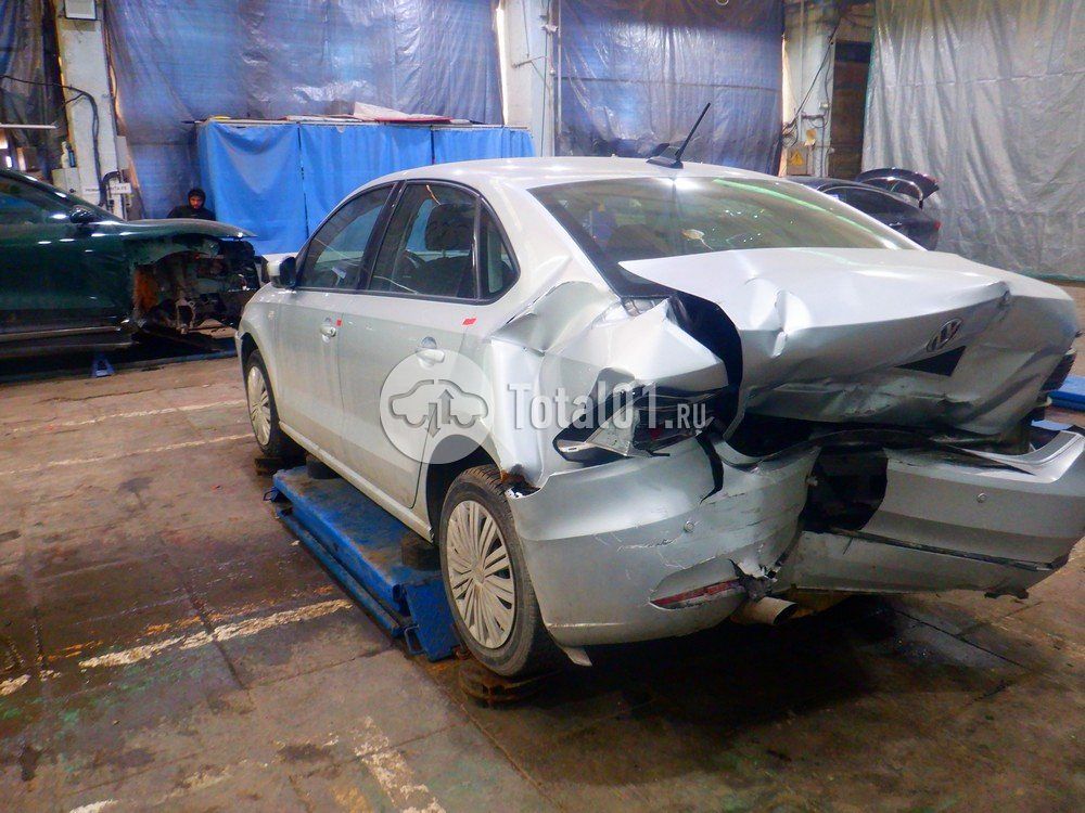 Фото Volkswagen Polo 12