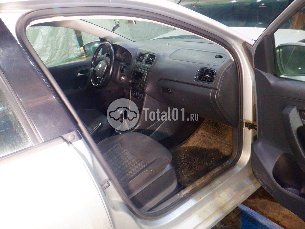 Фото Volkswagen Polo 22