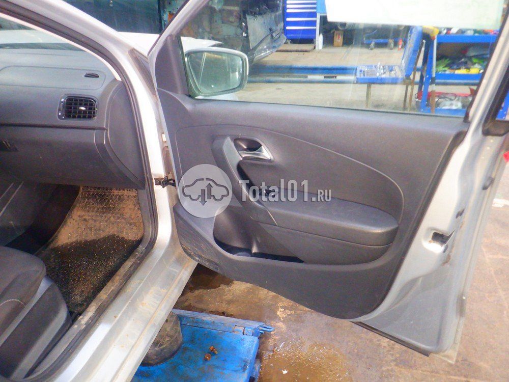 Фото Volkswagen Polo 24