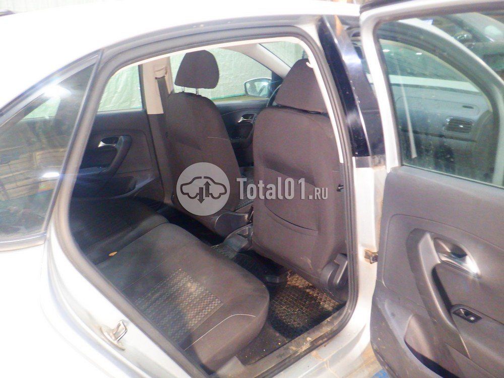 Фото Volkswagen Polo 52