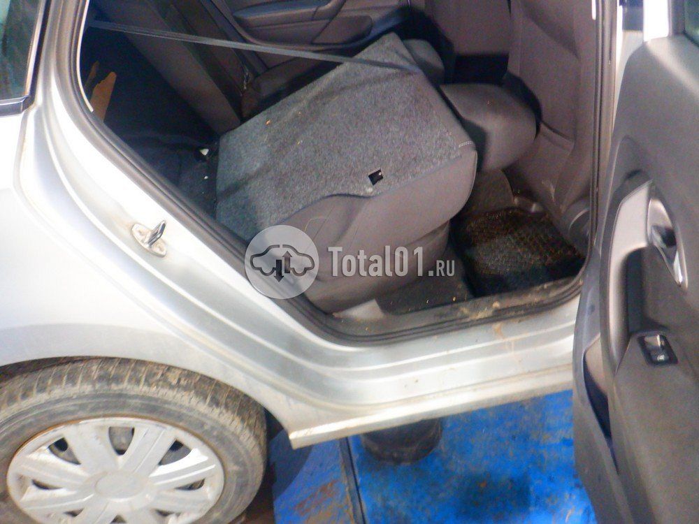 Фото Volkswagen Polo 60