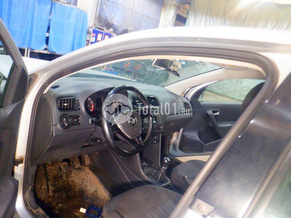 Фото Volkswagen Polo 74