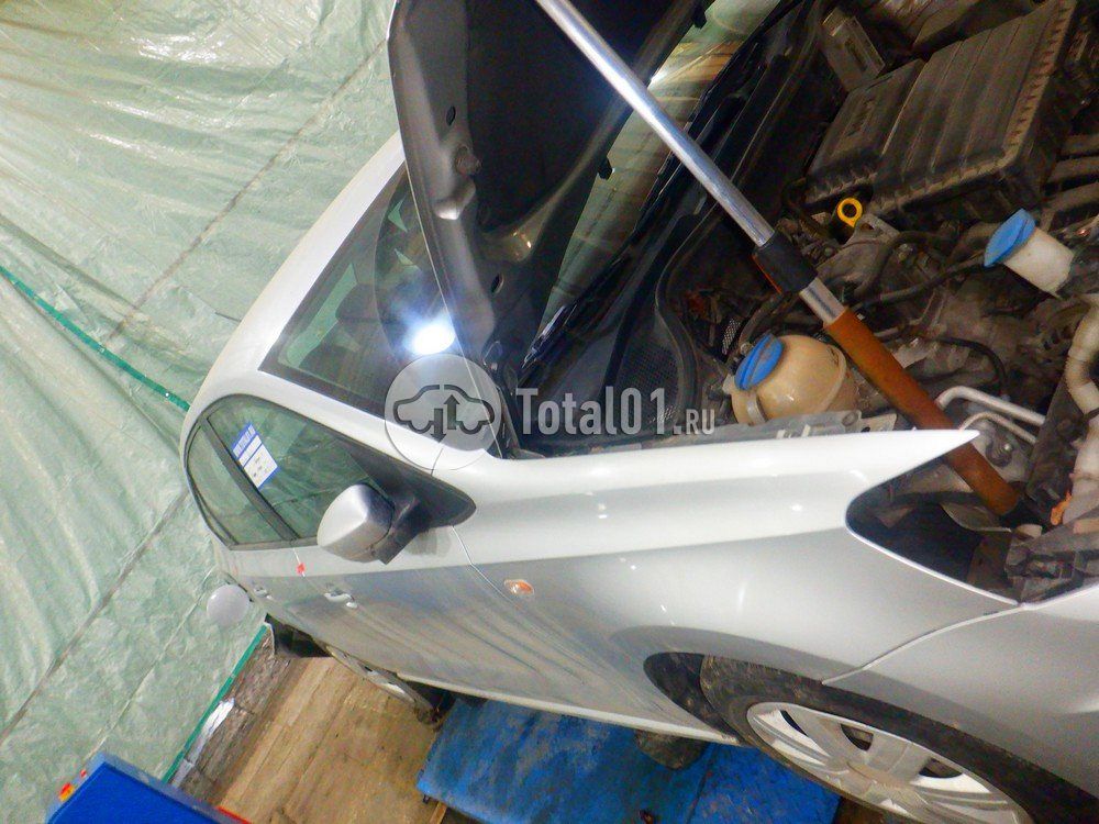 Фото Volkswagen Polo 128