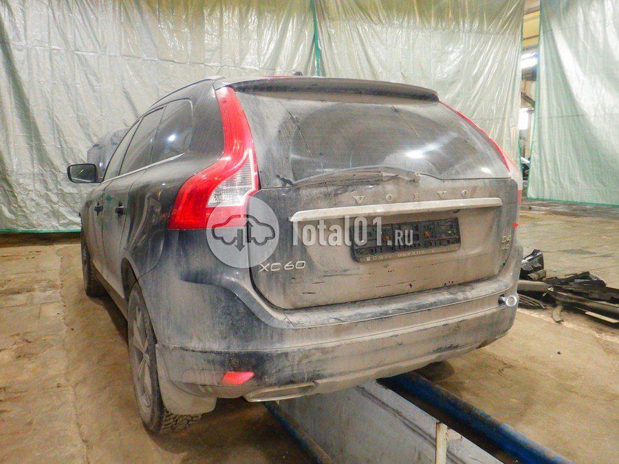 Фото Volvo XC60 10
