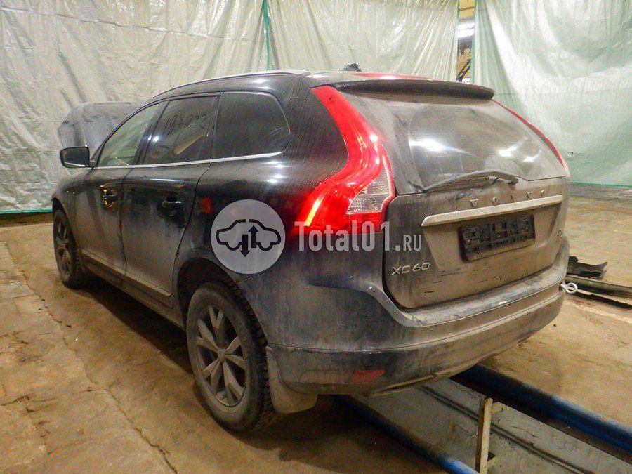 Фото Volvo XC60 12