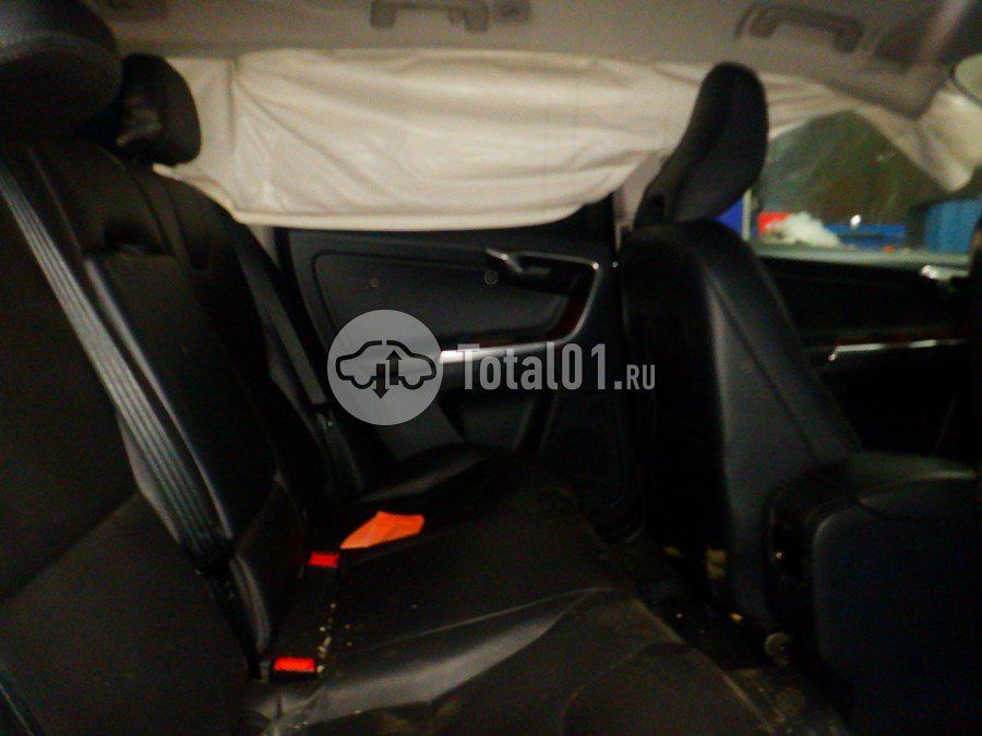 Фото Volvo XC60 42