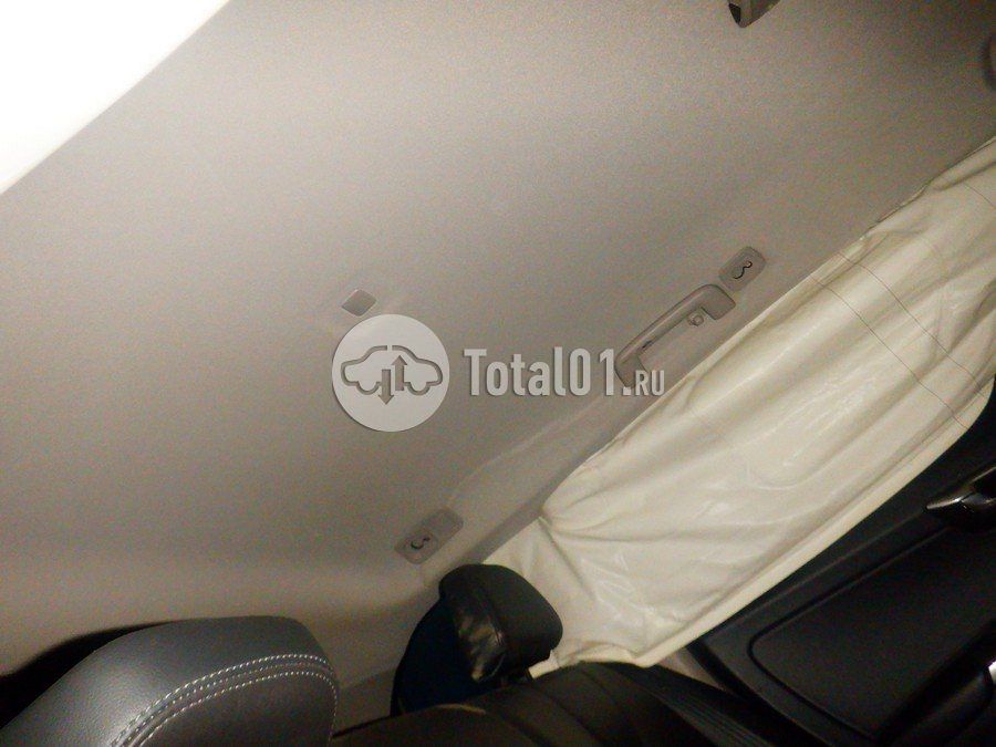 Фото Volvo XC60 44