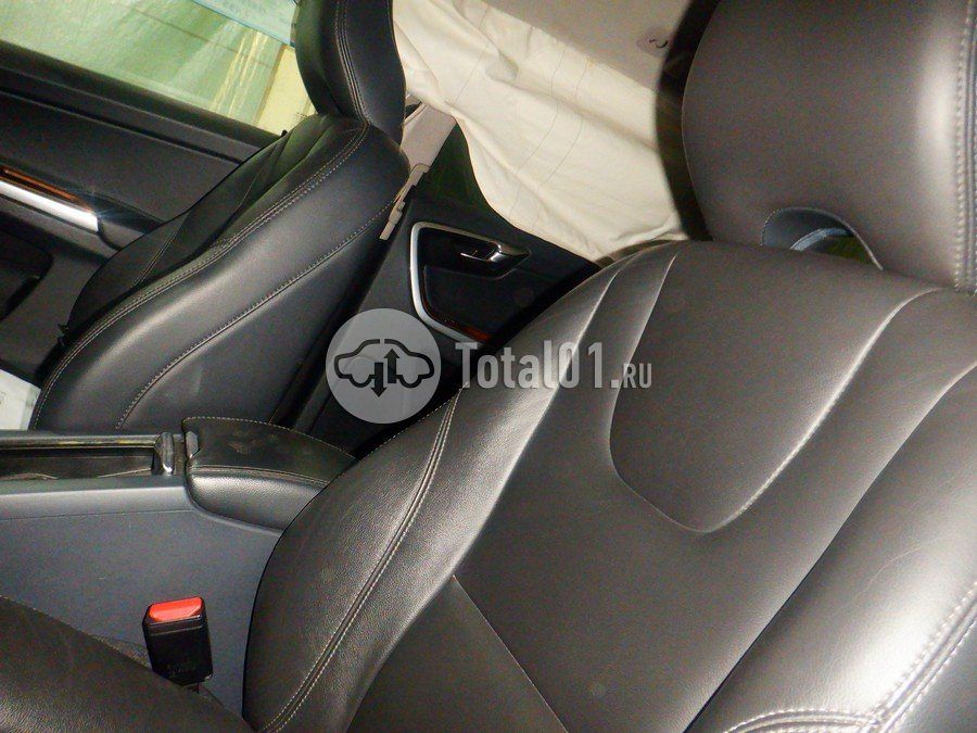 Фото Volvo XC60 78