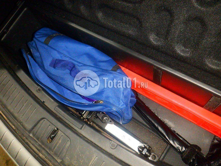 Фото Chevrolet Captiva 24