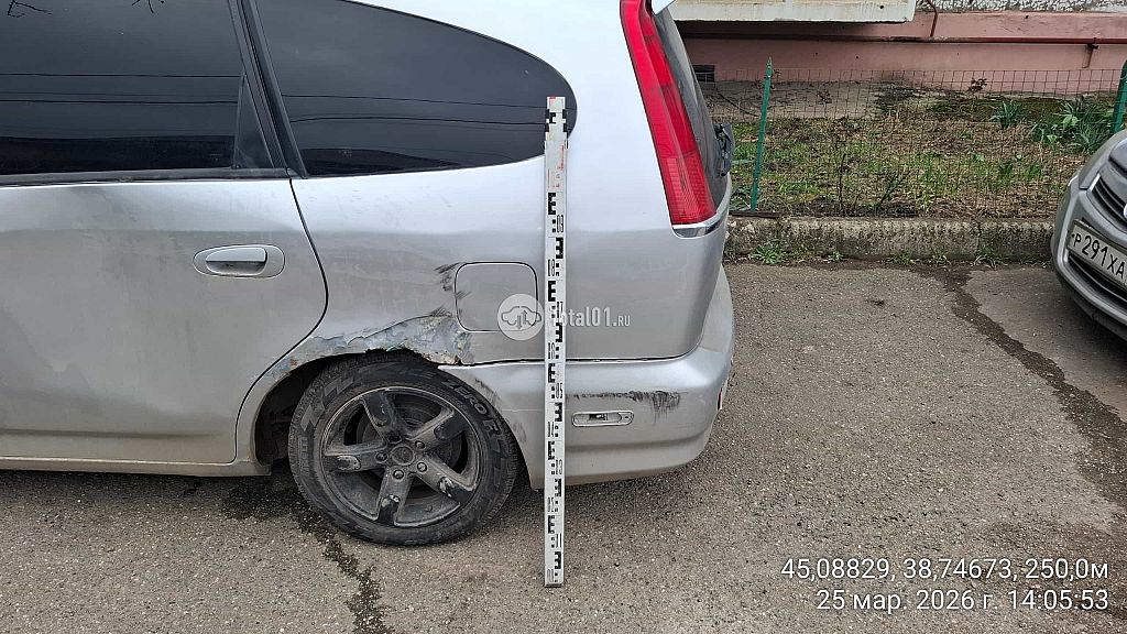 Фото Honda Stream 4