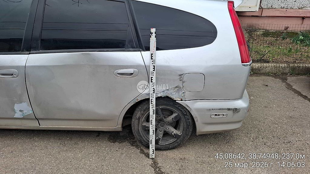 Фото Honda Stream 6