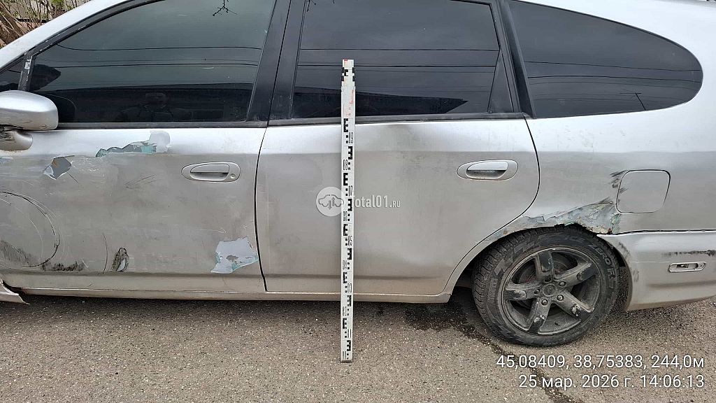 Фото Honda Stream 8