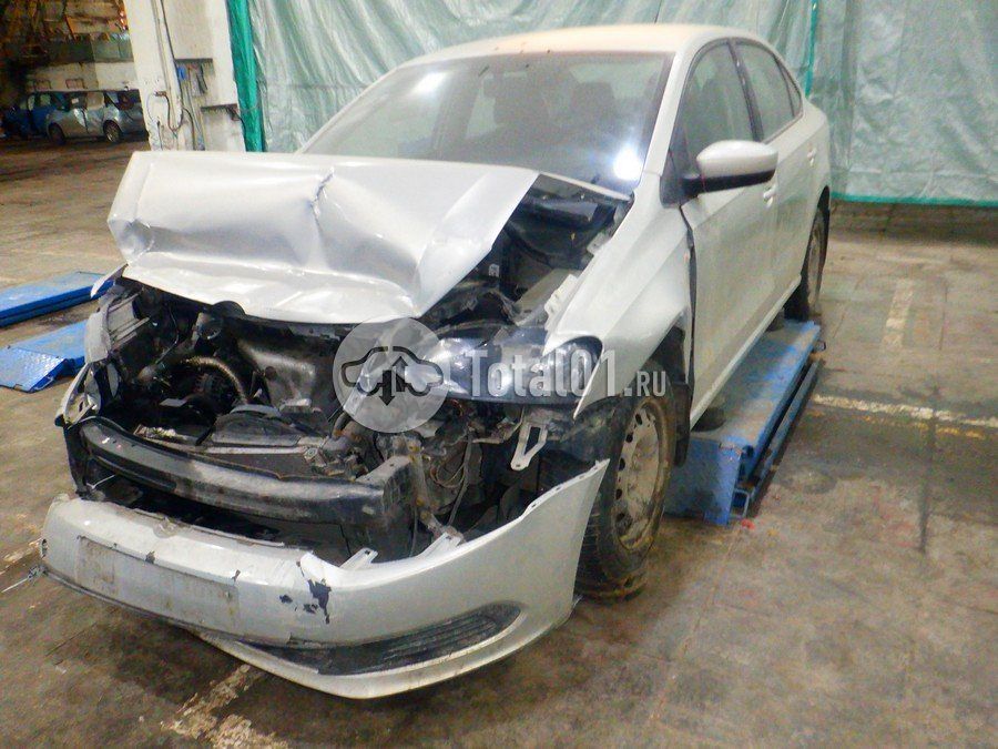 Фото Volkswagen Polo 8